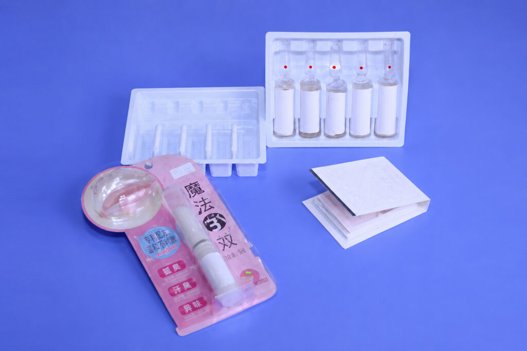 兼具收納與展示的塑膠包裝盒，可依產品尺寸與用途規劃